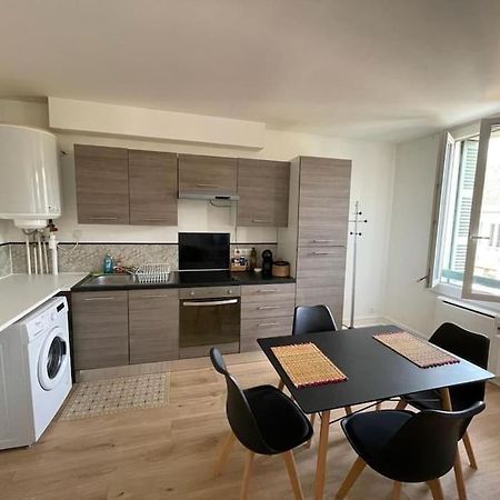 Appartement Avec Terrasse, Parking Gratuit Périgueux Exterior foto